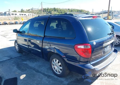 2005 Chrysler Town & Country Touring z USA, uszkodzony, nr VIN 2C4GP54L05R292127